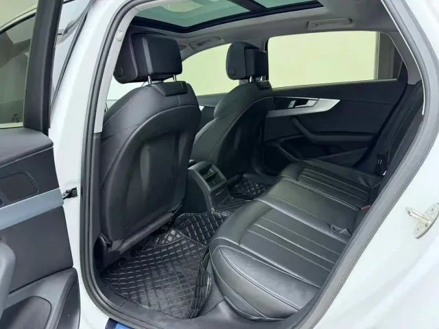 Audi A4L — Фото автомобиля 5