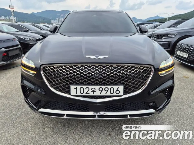 Фотография автомобиля — Genesis GV70