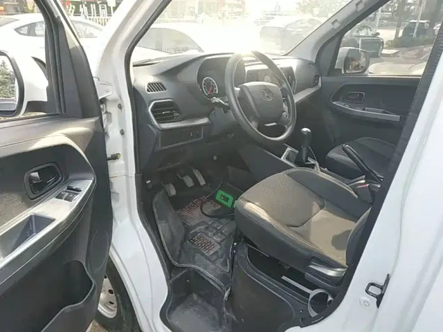 Changan Ruixing M60 — Фото автомобиля 15