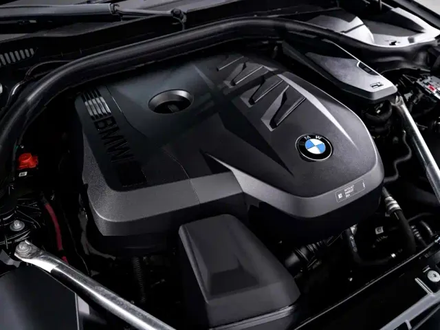BMW 5 Series — Фото автомобиля 13