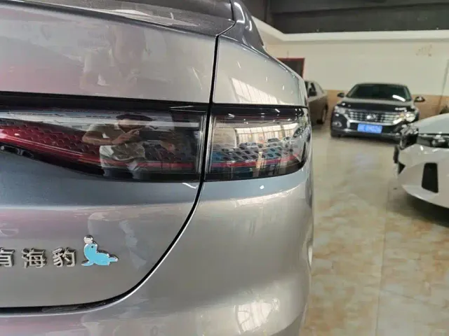 BYD Seal 05 DM-i — Фото автомобиля 7