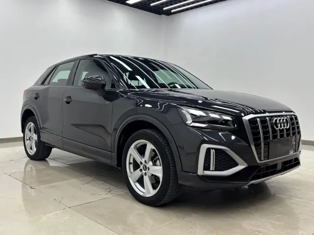 Audi Q2L — Фото автомобиля 2