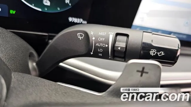 Hyundai Grandeur GN7 — Фото автомобиля 17