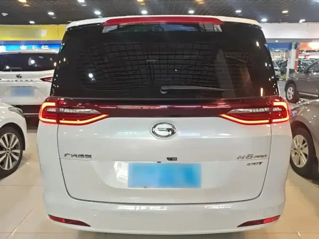 GAC Trumpchi M6 — Фото автомобиля 5