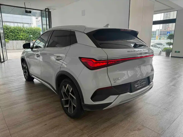 BYD Yuan PLUS — Фото автомобиля 3