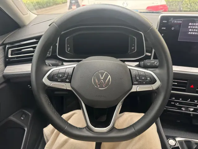 Volkswagen Sagitar — Фото автомобиля 5