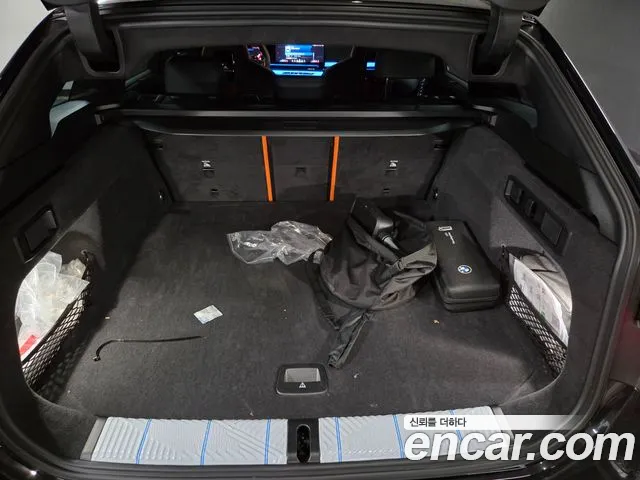 BMW M5 G90 — Фото автомобиля 14