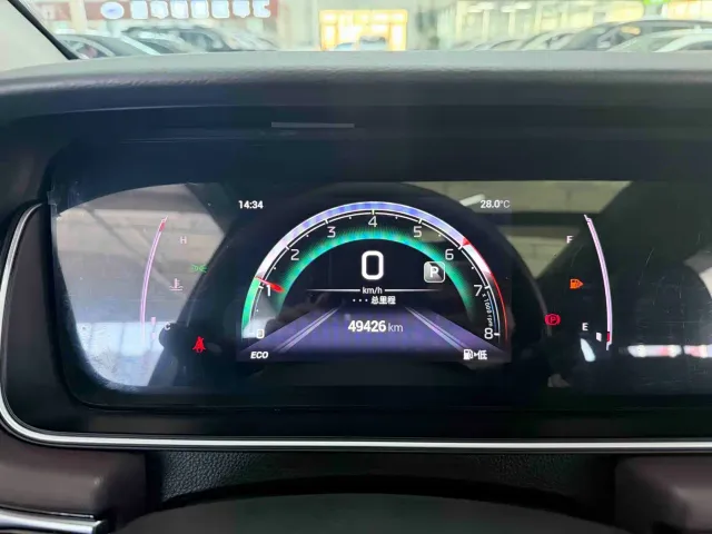 GAC Trumpchi M6 — Фото автомобиля 10