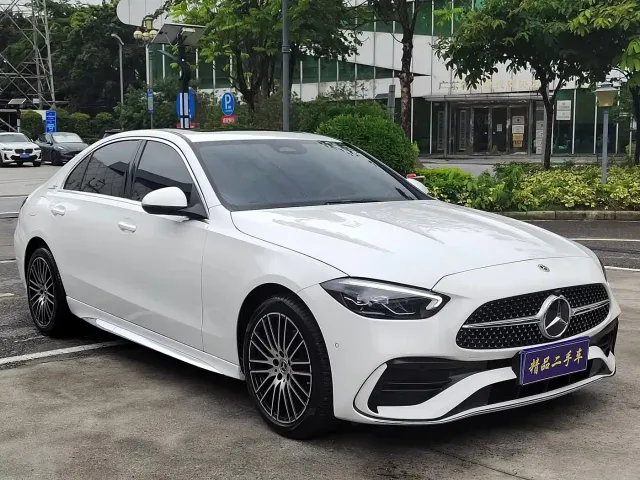 Mercedes-Benz C-Class — Фото автомобиля 3