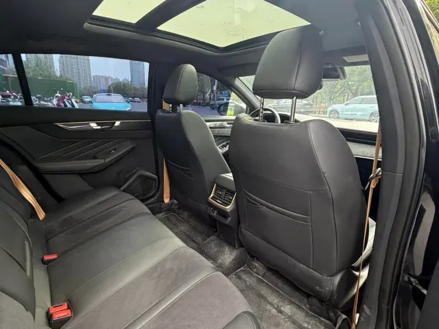 Dongfeng Yixuan MAX — Фото автомобиля 2