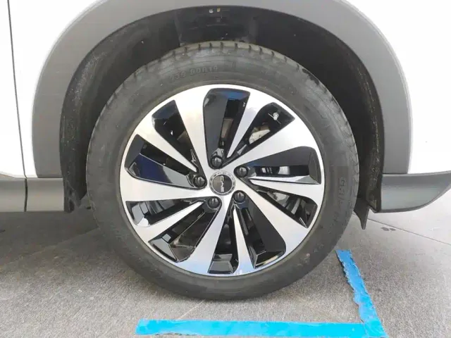 BYD Song PLUS — Фото автомобиля 6