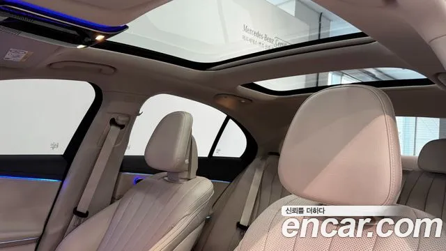 Mercedes-Benz E-Class W214 — Фото автомобиля 12