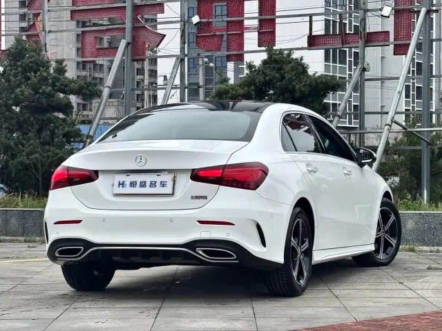 Mercedes-Benz A-Class — Фото автомобиля 9