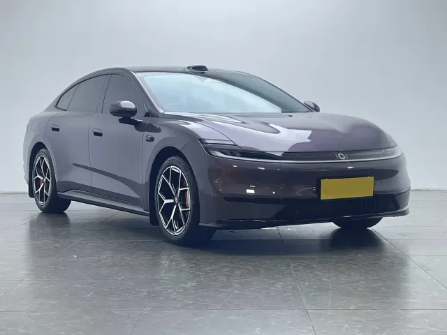 Changan Qiyuan A06 — Фото автомобиля 20