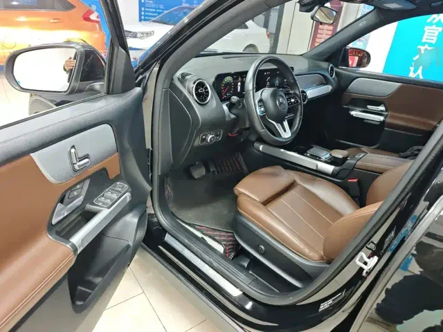 Mercedes-Benz GLB-Class — Фото автомобиля 11