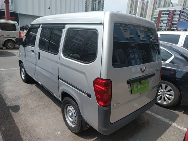 Wuling Zhiguang — Фото автомобиля 4