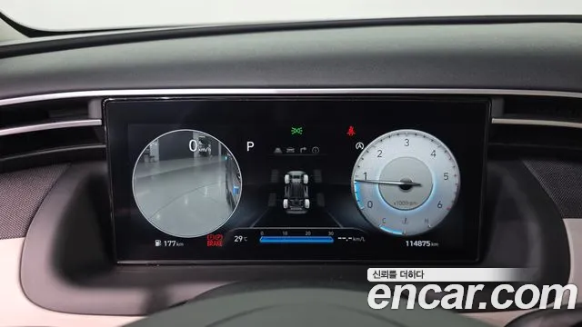 Hyundai Tucson Tucson (NX4) Дизель 2.0 4WD — Фото автомобиля 8