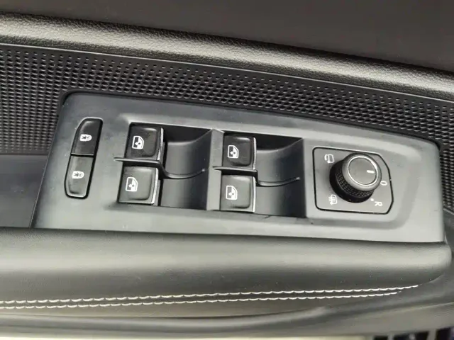 Volkswagen Passat — Фото автомобиля 9