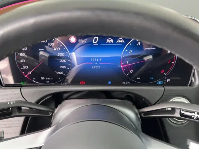 Mercedes-Benz E-Class — Фото автомобиля 6