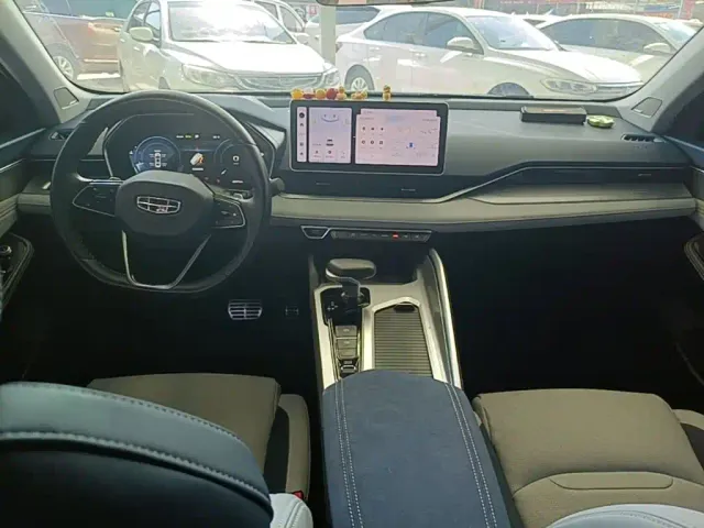 Geely Xingrui — Фото автомобиля 9