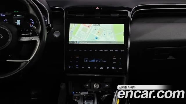 Hyundai Tucson Tucson (NX4) Дизель 2.0 2WD — Фото автомобиля 13