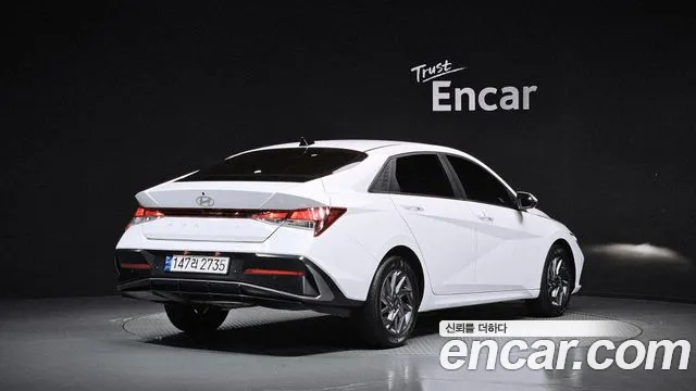 Hyundai Avante — Фото автомобиля 2