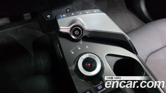 Kia EV6 — Фото автомобиля 12