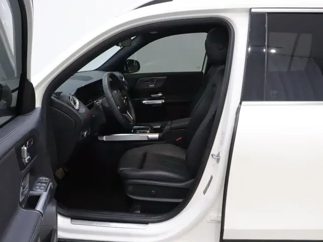 Mercedes-Benz GLB-Class — Фото автомобиля 15