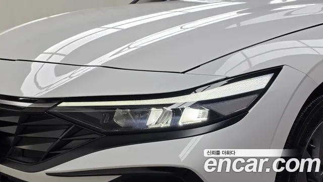 Hyundai Avante CN7 — Фото автомобиля 22