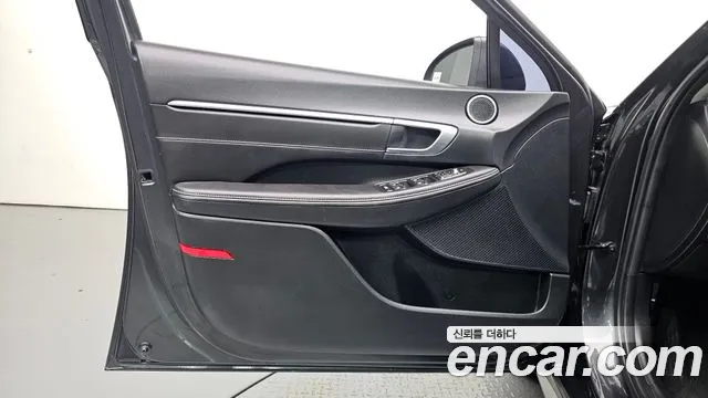 Hyundai Sonata Sonata (DN8) 2.0 LPG(Для проката) — Фото автомобиля 24
