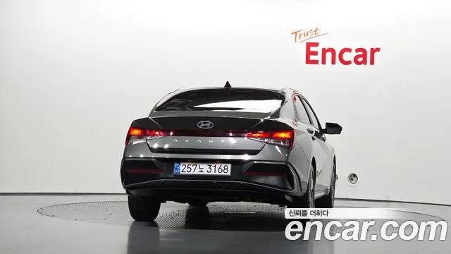 Hyundai AVANTE Новый Avante (CN7) — Фото автомобиля 4