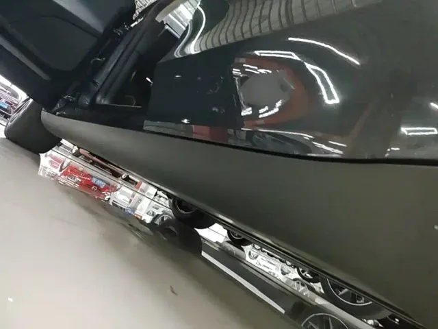 Tesla Model Y — Фото автомобиля 21