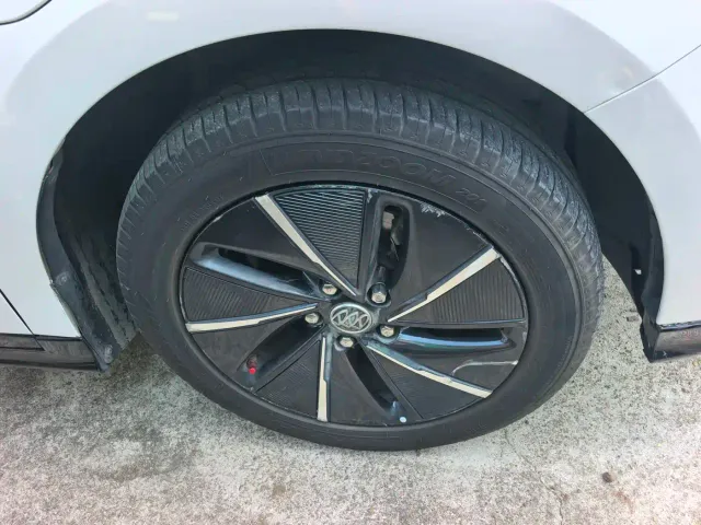 Buick Velite 6 — Фото автомобиля 7