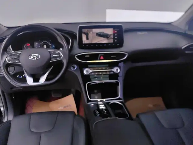Hyundai Santa Fe — Фото автомобиля 12