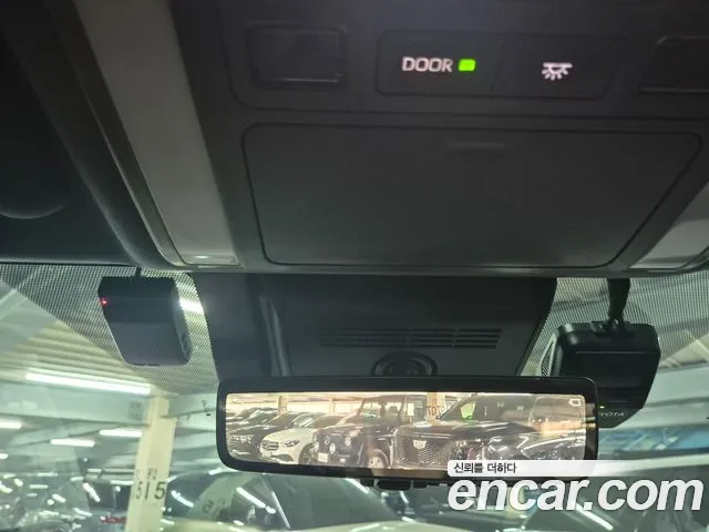 Toyota Alphard Generation 4 — Фото автомобиля 15