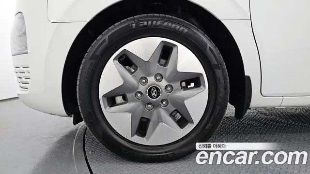 Hyundai Staria Staria 4WD Tourer 9 мест — Фото автомобиля 5