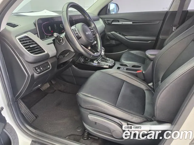 Kia Seltos New — Фото автомобиля 10