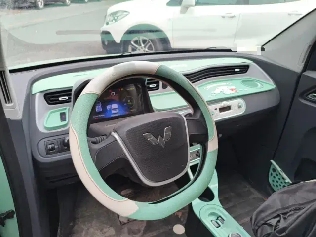 Wuling Hongguang Mini EV — Фото автомобиля 5