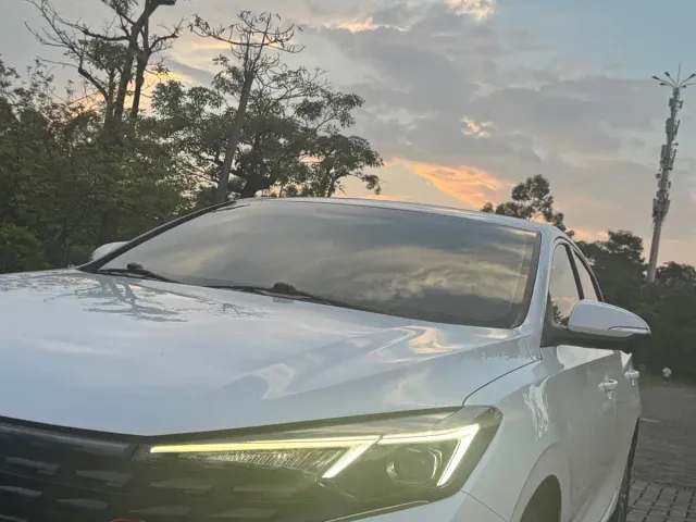 Changan Eado — Фото автомобиля 20