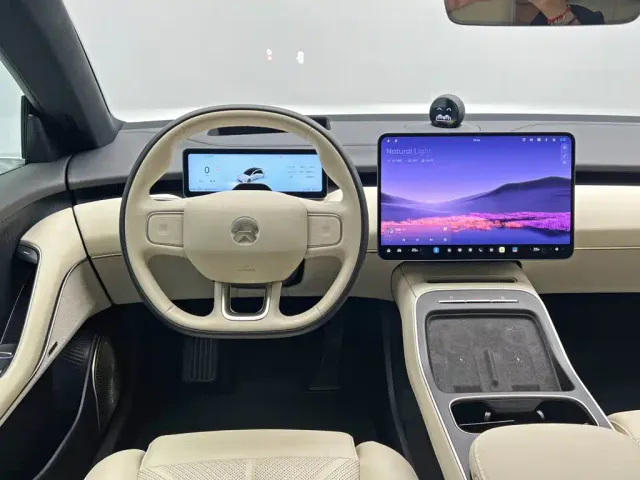 Nio ET5 — Фото автомобиля 23