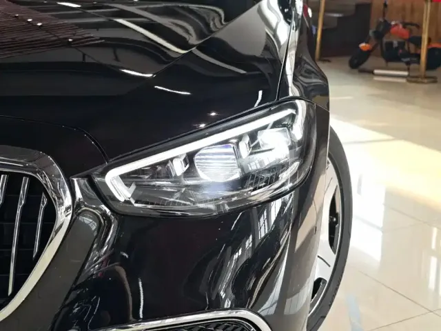 Mercedes-Benz Maybach S-Class — Фото автомобиля 10