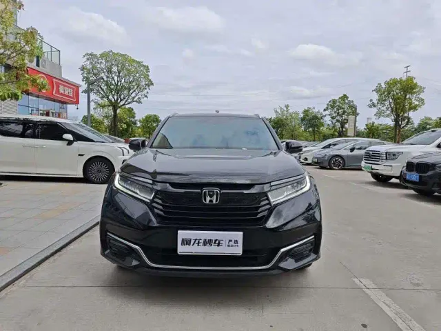 Honda Avancier — Фото автомобиля 2