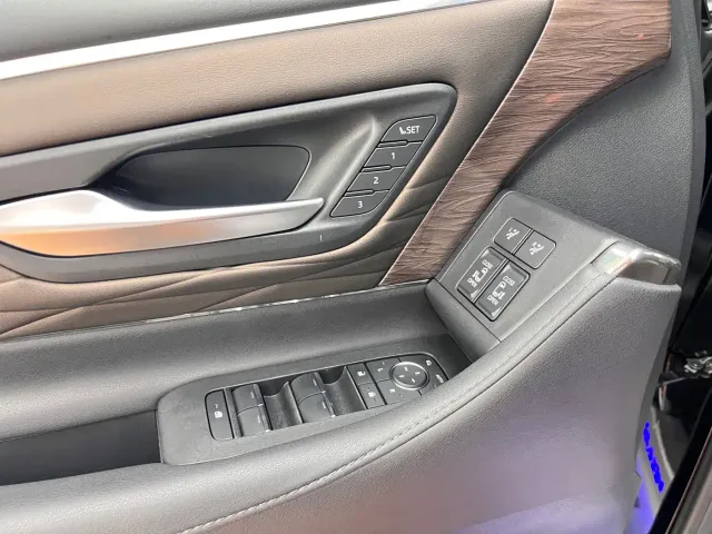 Toyota Vellfire — Фото автомобиля 15
