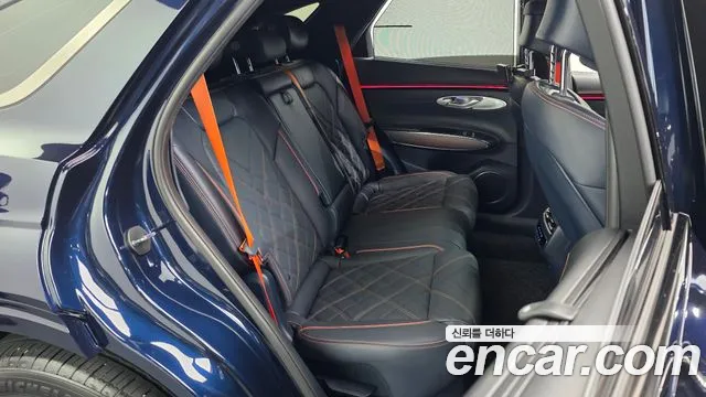 Genesis GV70 — Фото автомобиля 17