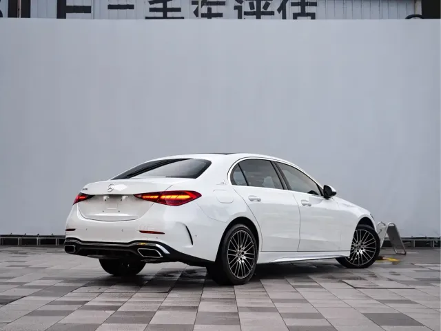 Mercedes-Benz C-Class — Фото автомобиля 8