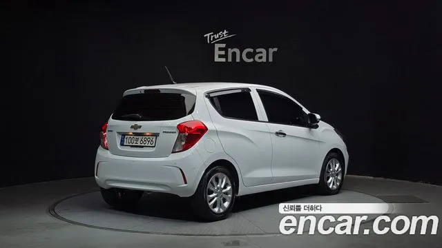 Chevrolet Spark — Фото автомобиля 2