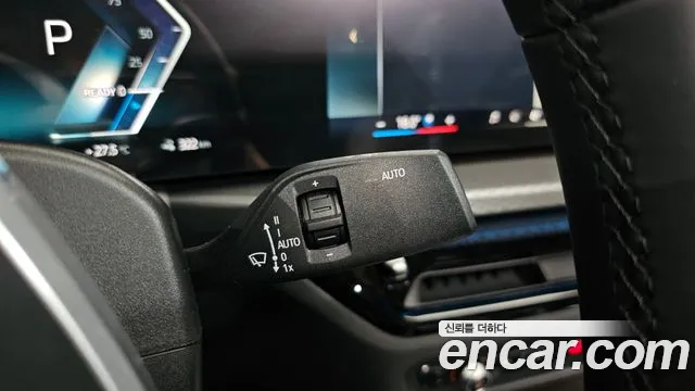 BMW i4 — Фото автомобиля 15