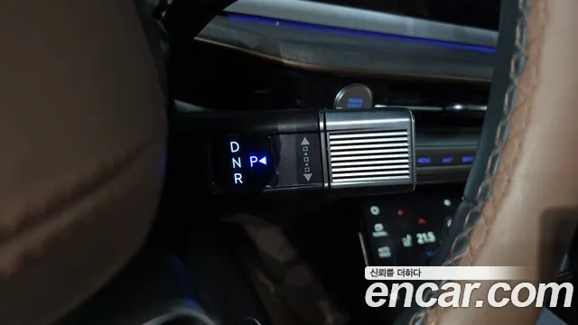 Hyundai Grandeur GN7 — Фото автомобиля 12