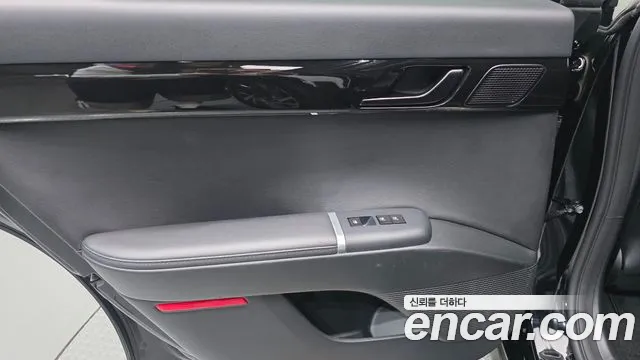 Hyundai Grandeur GN7 — Фото автомобиля 14