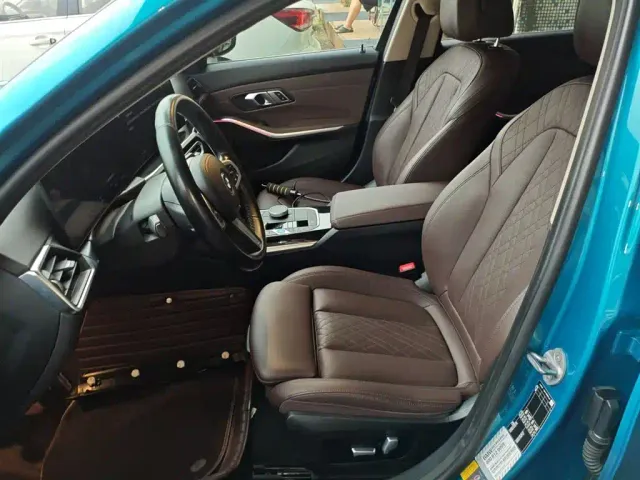BMW i3 — Фото автомобиля 7